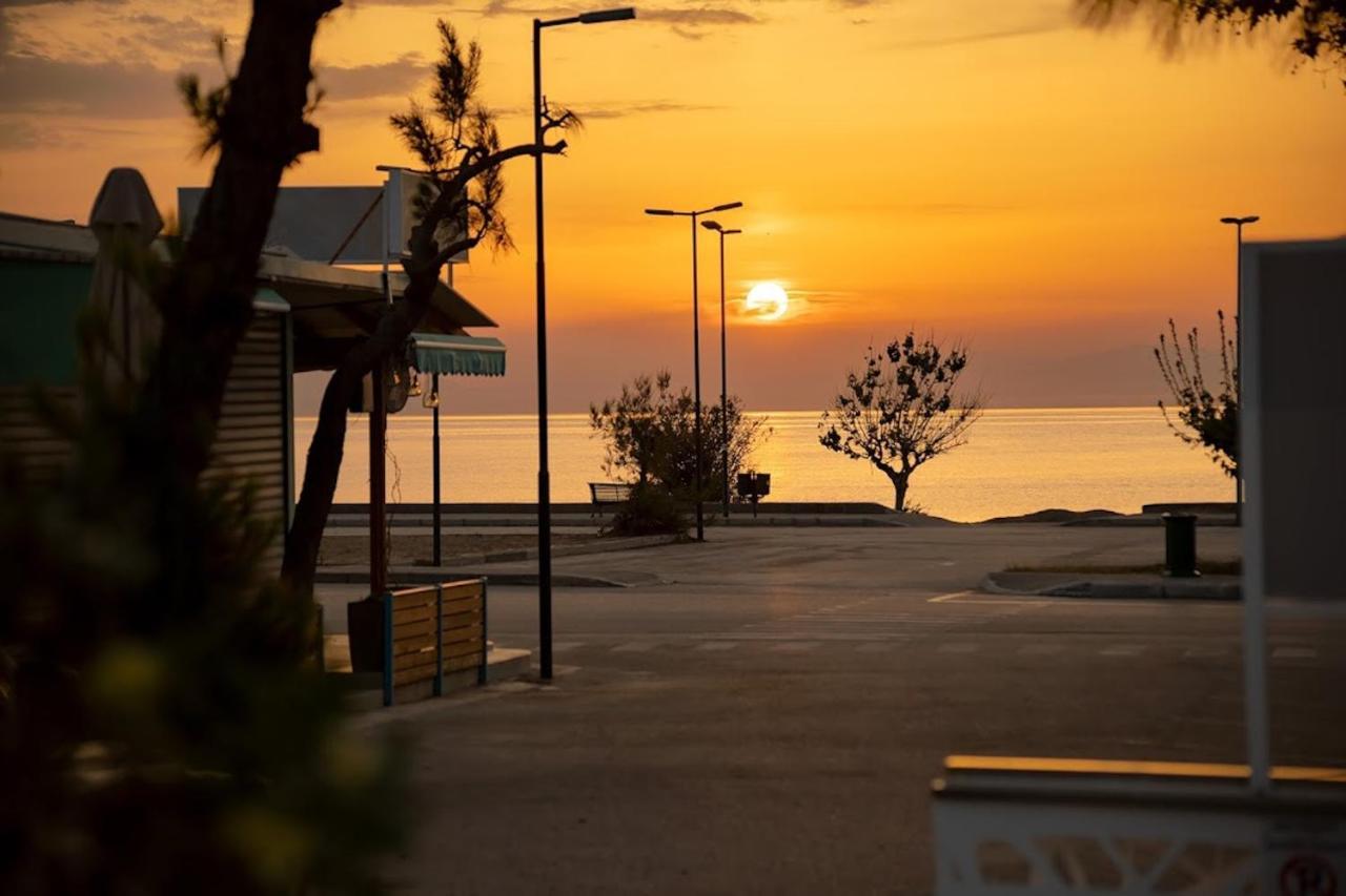 Sia Mare Seaside Apartments Faliraki Bagian luar foto